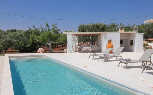 TD Casa Lul Panoramic Pool Over Mediterranean Scrub