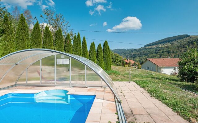 Beautiful, Modern Chalet Near to La Bresse