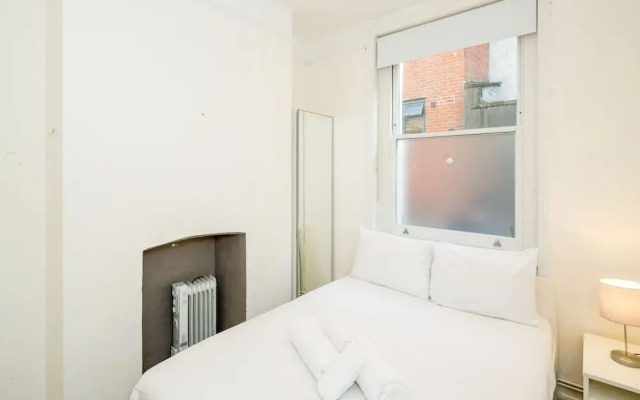 Central London 3-Bed Apartment near Oxford Street