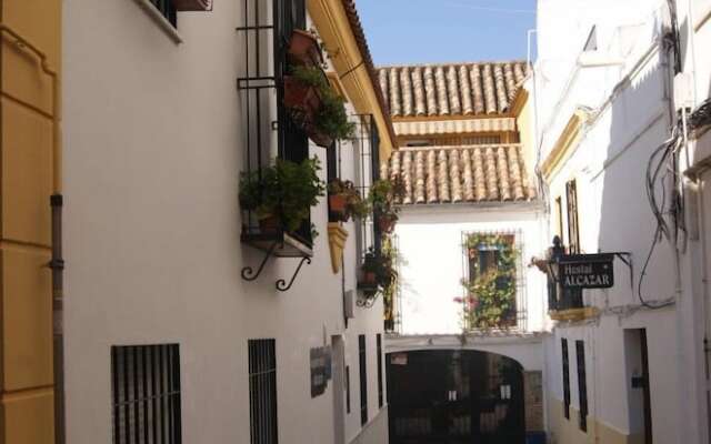 Hostal Alcazar I