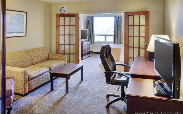 Travelodge by Wyndham Sudbury