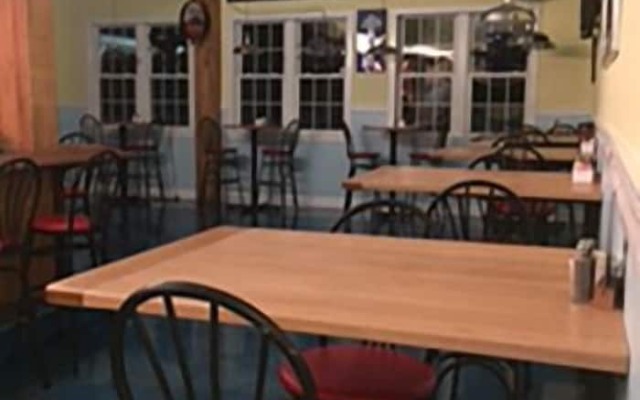Lake Inn and Restaurant