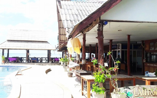 Lanta New Beach Bungalows