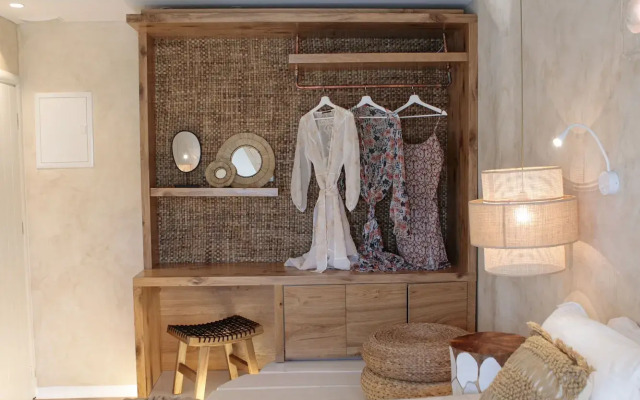 Terra Fos Naxos Studios
