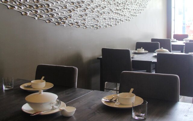 De Art Hotel