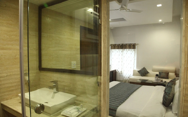 Hotel Emerald