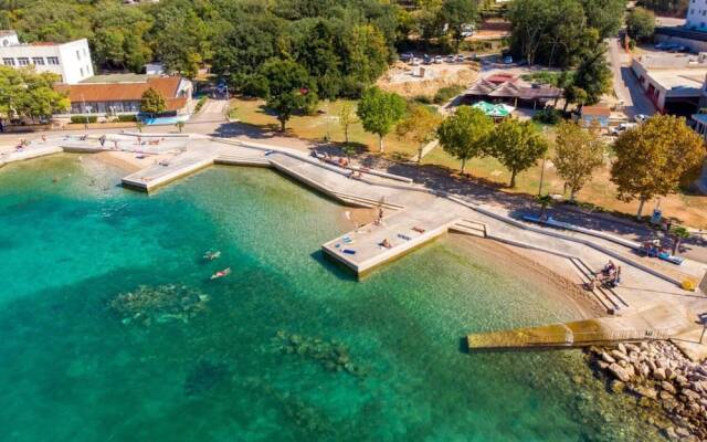 Neo - 100m to the Beach - SA1