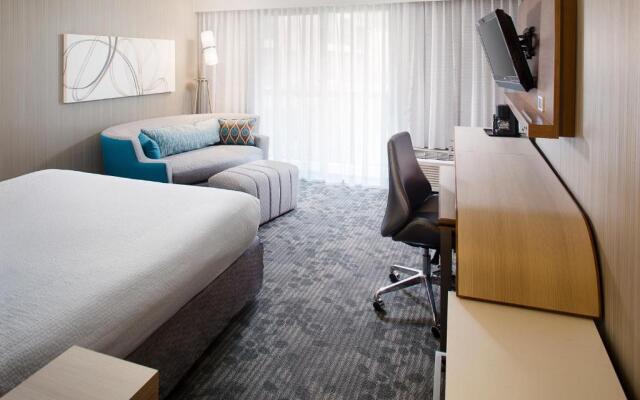 Courtyard by Marriott Richmond Airport