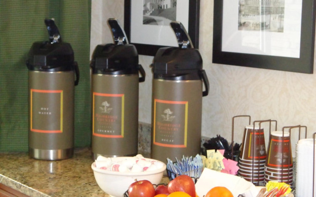 Country Inn & Suites by Radisson, Buffalo South I-90, NY