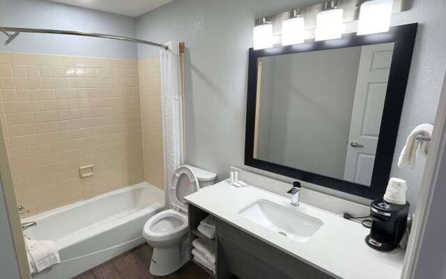 Travelodge by Wyndham Pigeon Forge Dollywood Lane