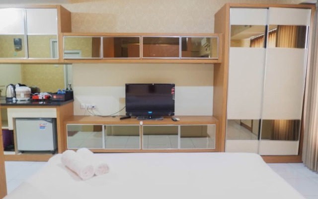 Cozy Studio at UC Apartment