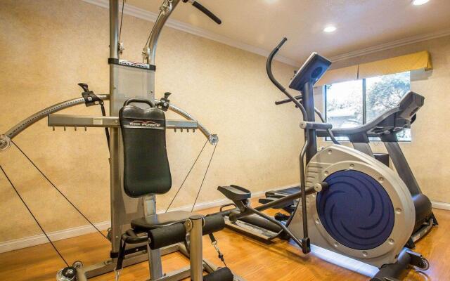 Quality Inn Ontario Airport Convention Center