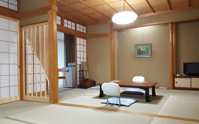 Tsukimotoya Ryokan