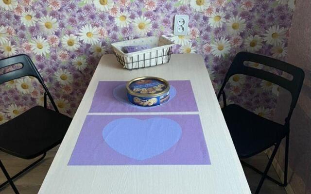 Апартаменты на проспекте Шахтёров 7