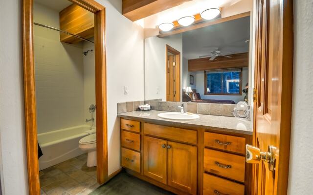 Winterset 3 by Retreatia