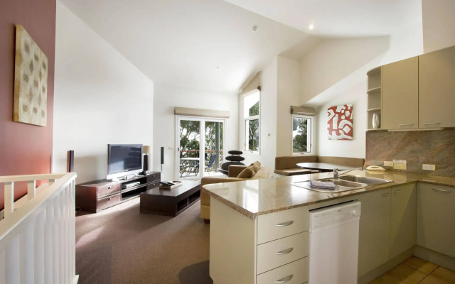 Lhotsky Apartments