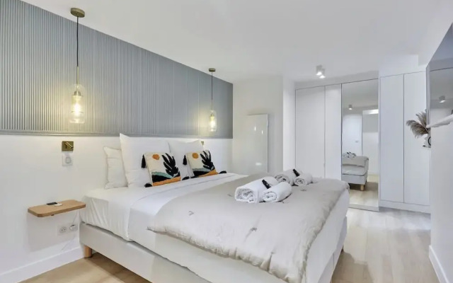 Superb AC Apartment Paris Center Bourse Place