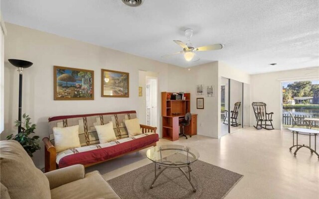 Venice Avalon Home - Three Bedroom Home