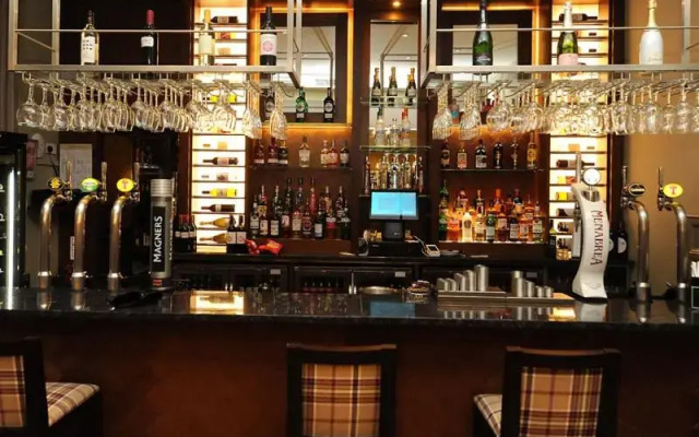 Strathearn Hotel