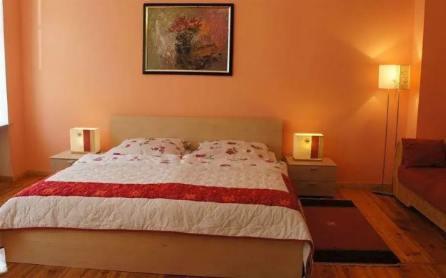 3-Room Apartment Emdener Strasse