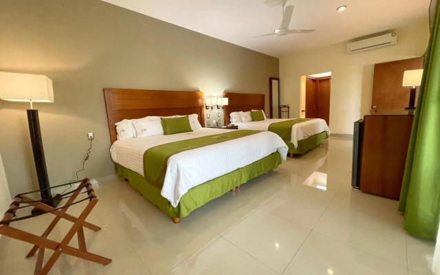 Hotel Ecce Inn & Spa