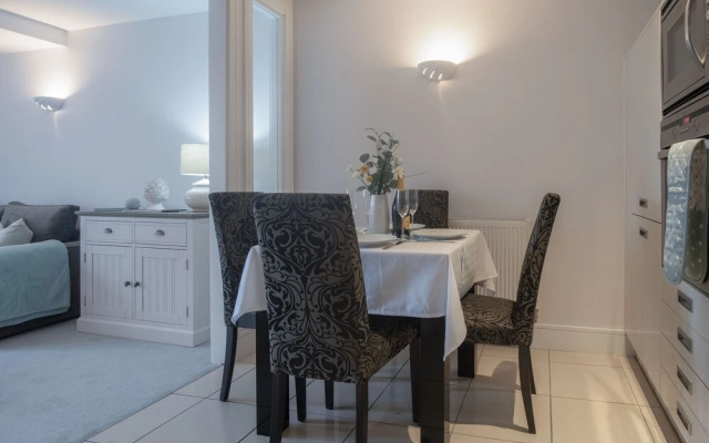 Minarvon - 2 Bedroom Apartment - Saundersfoot