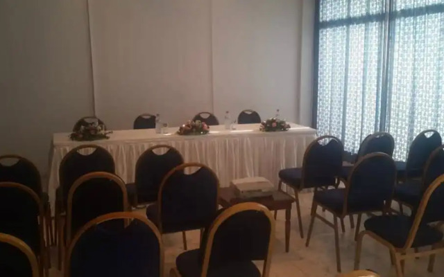 Ariha Hotel