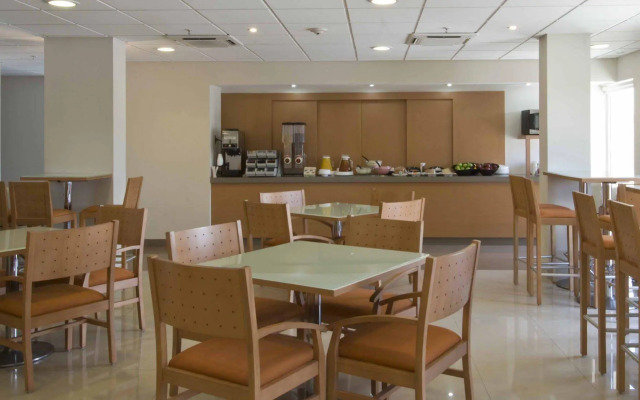 City Express by Marriott Mazatlán