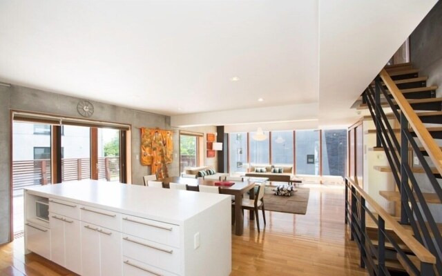 Asanagi 3 bedroom by Hokkaido Tracks