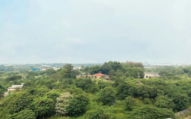 Best Spacious 3Br At Meikarta Apartment