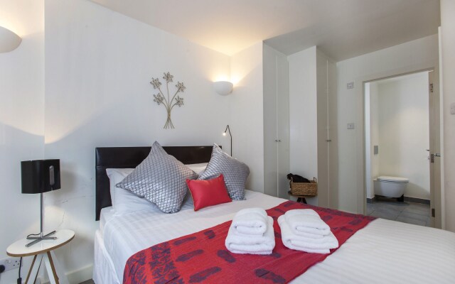 Club Living - Piccadilly  Covent Garden Apartments