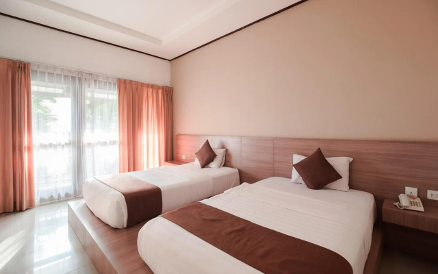 Surya Kencana Seaside Hotel
