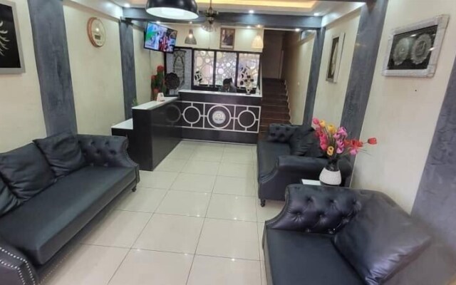 Ras Dika Hotel