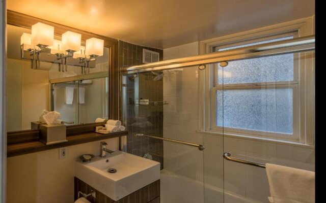 Executive Hotel Pacific
