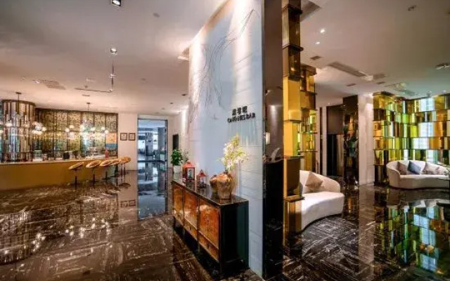 Gallery Hotel