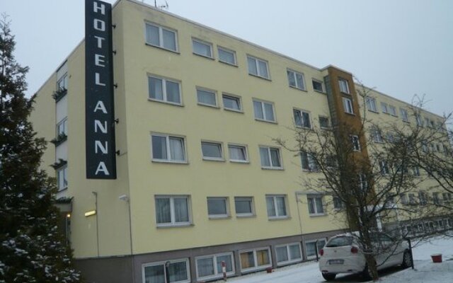 Anna Hotel