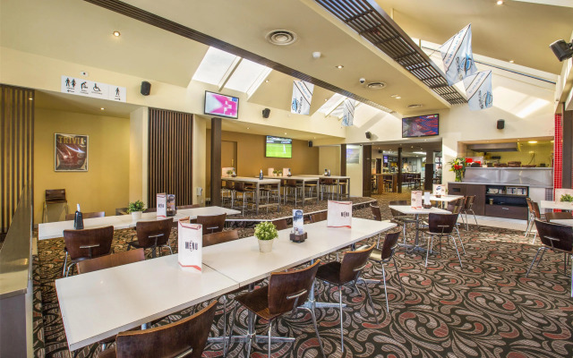 Nightcap at Caringbah Hotel
