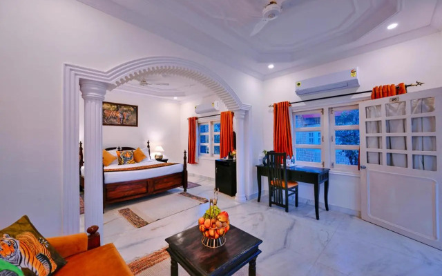 Tiger Den Resort