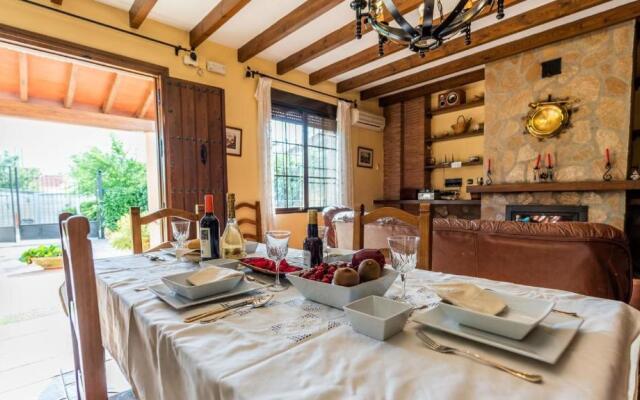 Casa Los Frailecillos Villanueva del Trabuco by Ruralidays