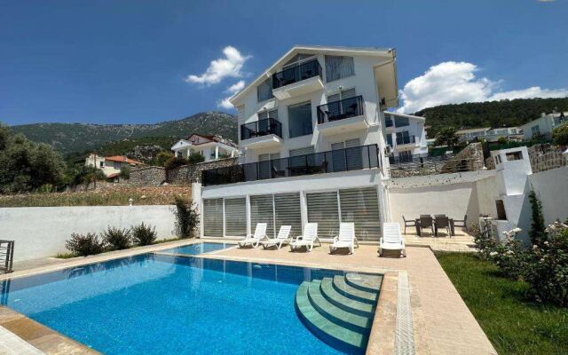 Fethiye Paris A Villa