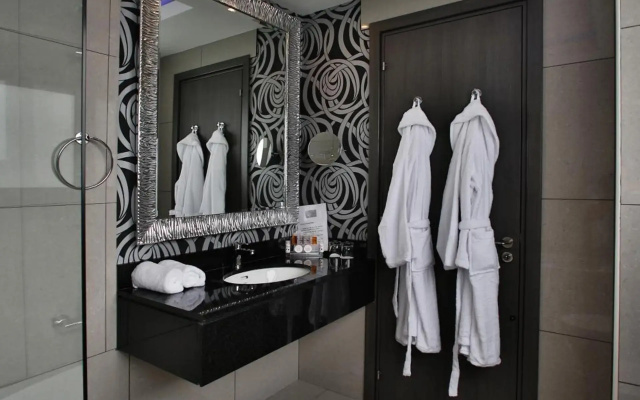 The Josephine Boutique