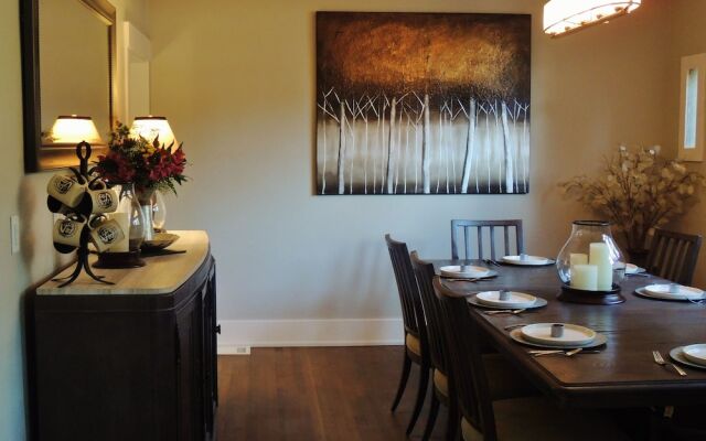 Huff House Inn and Cabins