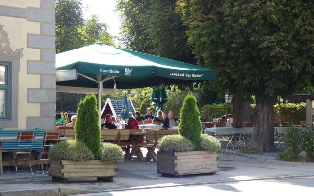Gasthof Falkenstein & Metzgerei Schwaiger