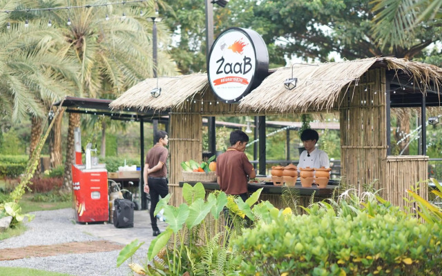 Eastpana Hotel