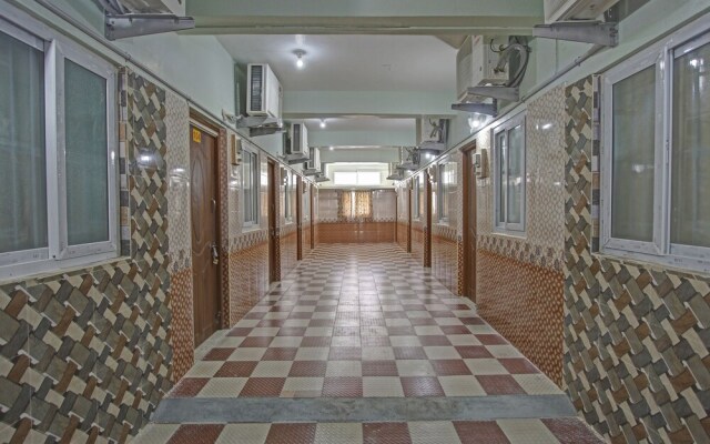 Spot On 43677 Rkp Residency