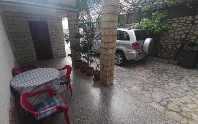 Apartment Andrija 21 pax