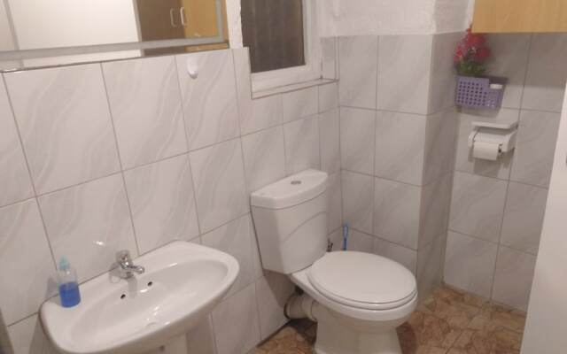 Booked Easy- Guest House -CT Airport