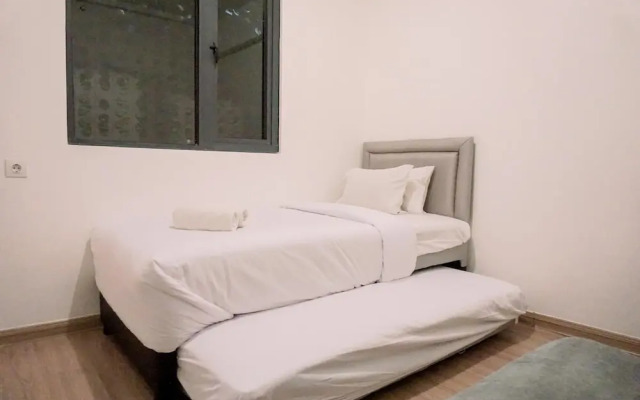 Wonderful And Homey 3Br Sky House Bsd Apartment