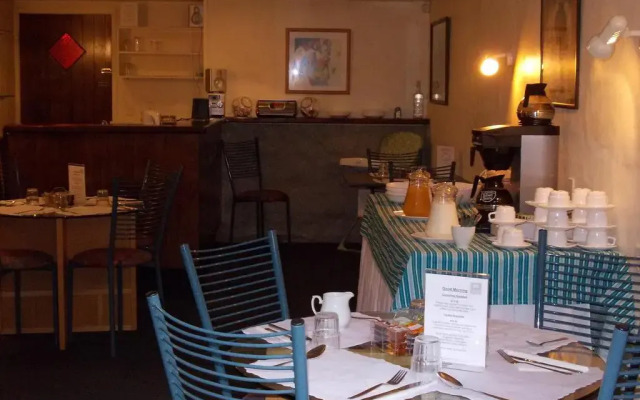 Parklane Motor Lodge