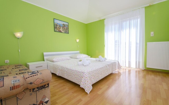 Ljuba - Nice Garden - A2 Plavi